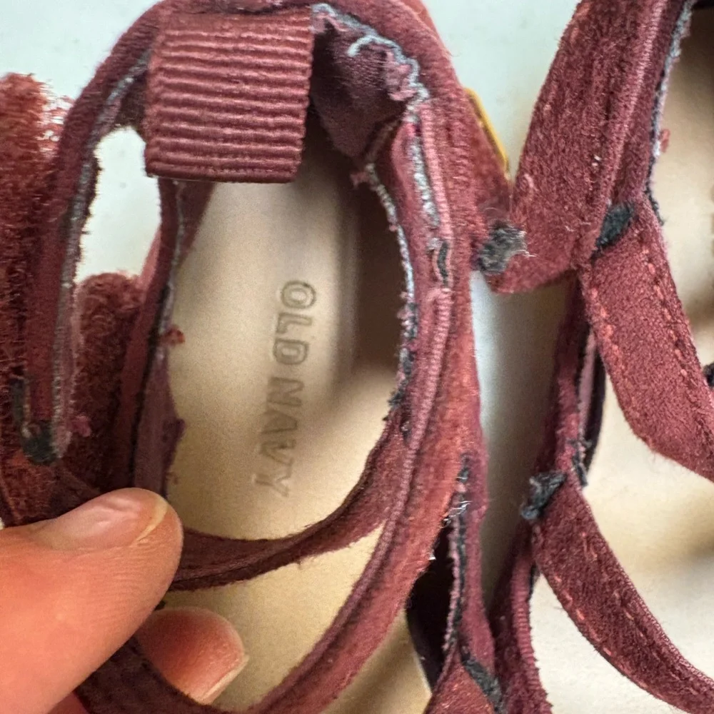 Old Navy Burgundy Mary Jane Dress Shoes for Kids